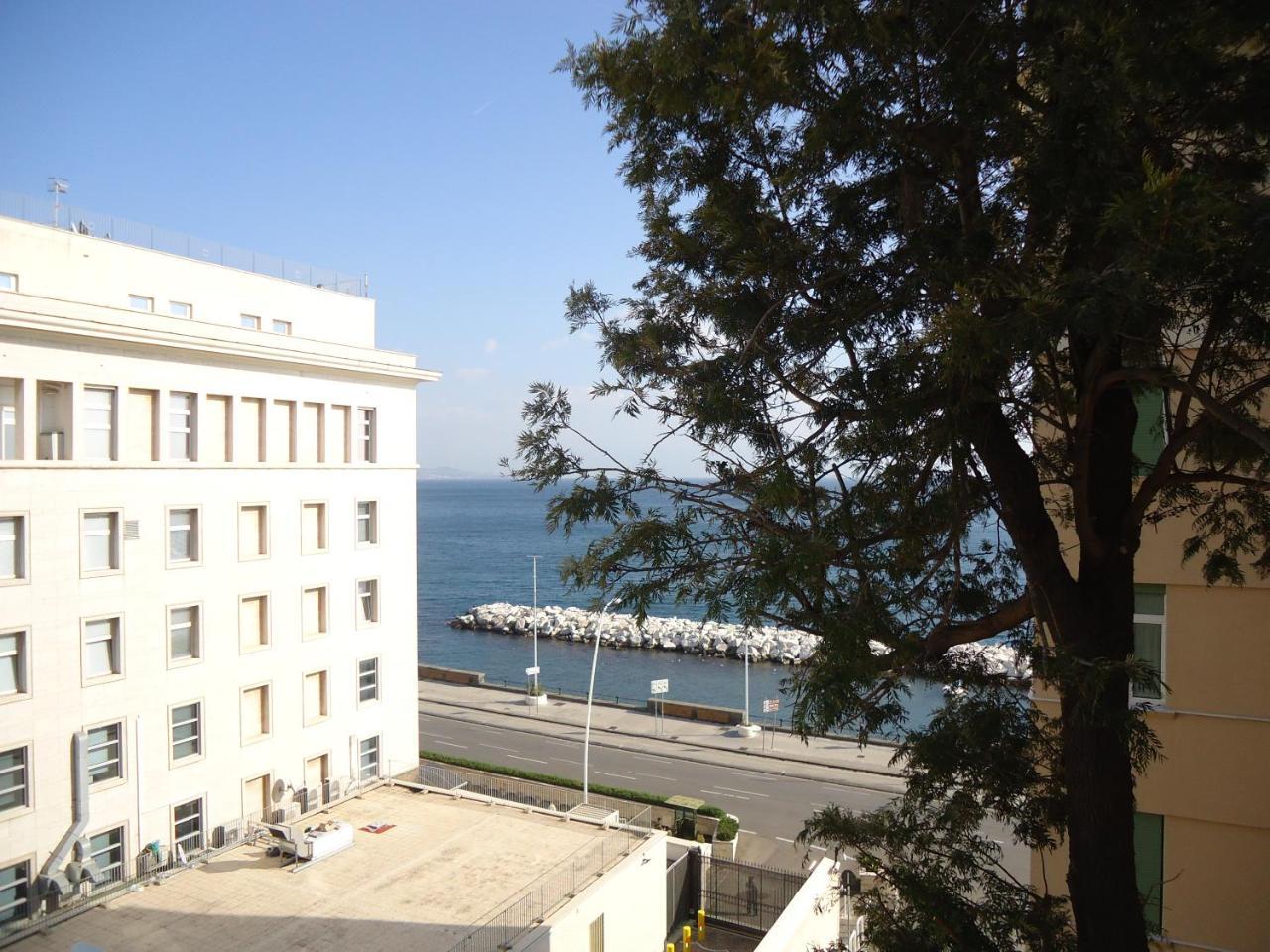 YouRelais Pergolesi Napoli Bagian luar foto