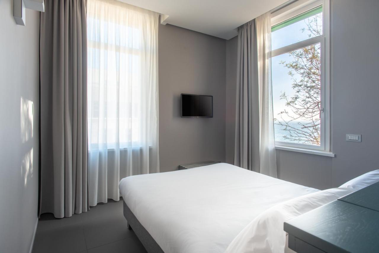YouRelais Pergolesi Napoli Bagian luar foto
